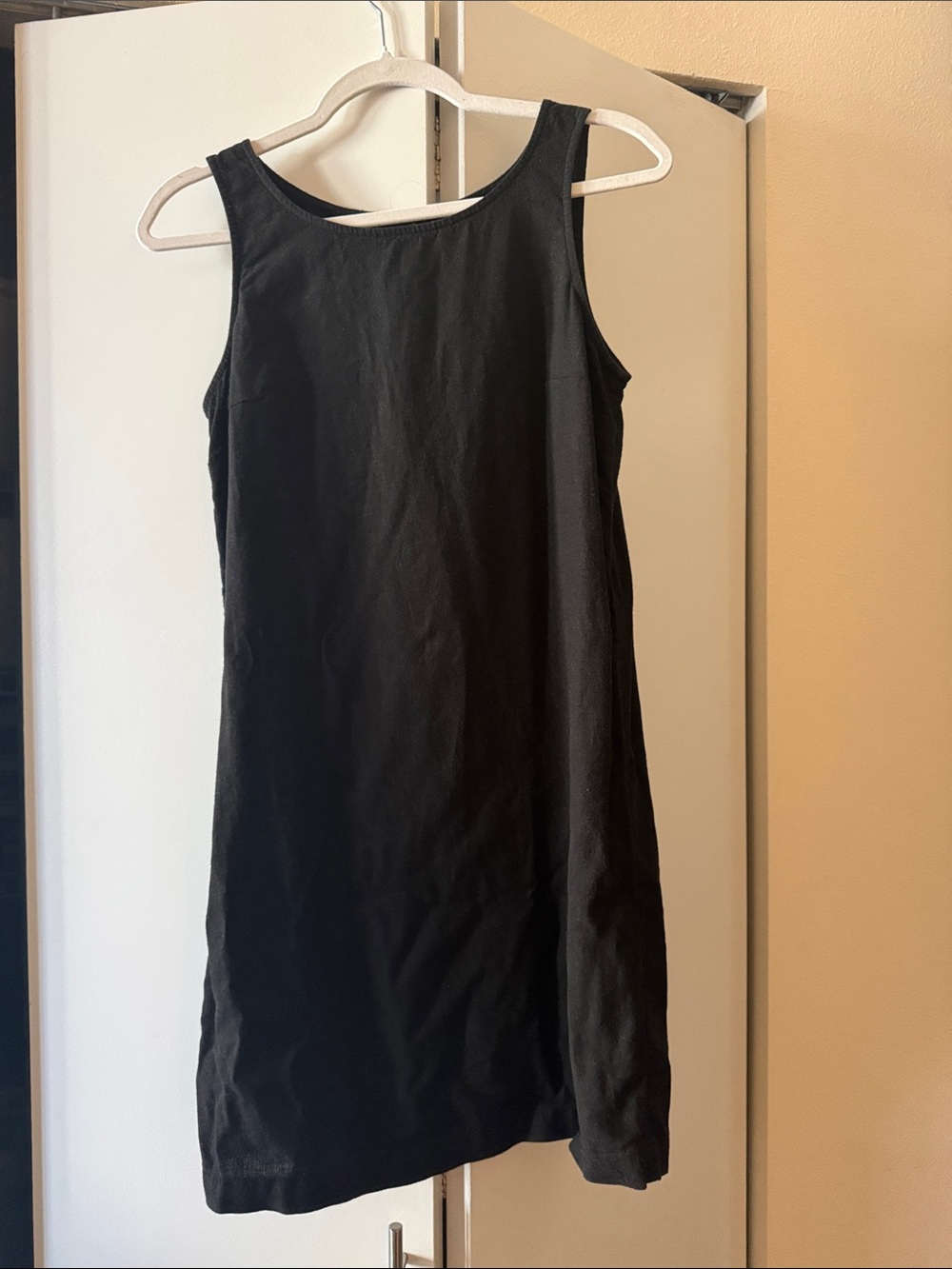 Black Sleeveless Mini Shift Dress